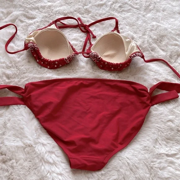 Handkerchief bikini. Size Medium. - Picture 2 of 4